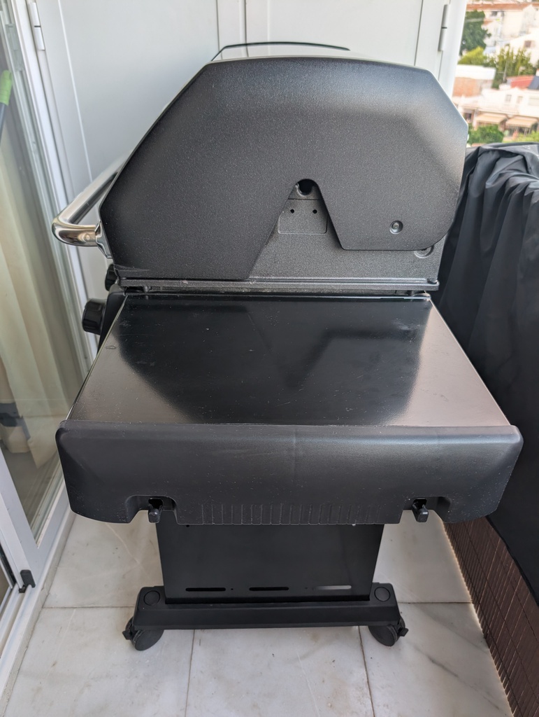 Broil King Crown 410 – Barbacoa de gas de 4 quemadores – Seminueva