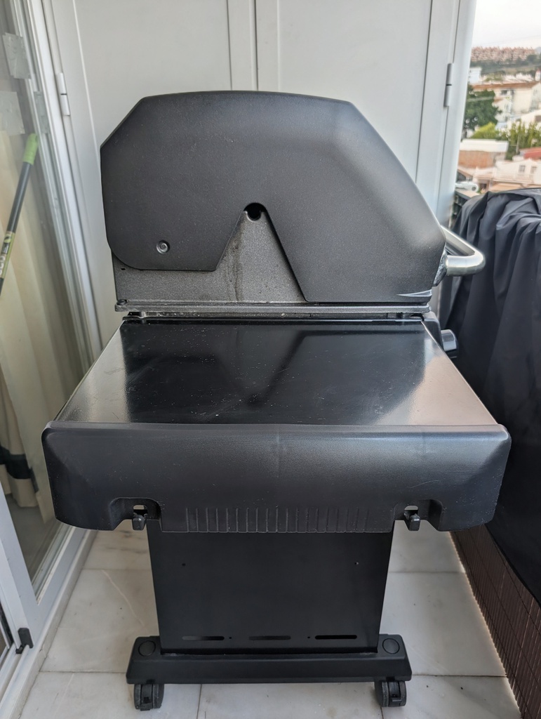 Broil King Crown 410 – Barbacoa de gas de 4 quemadores – Seminueva