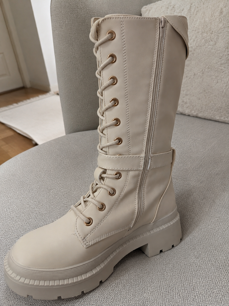 Botas Altas Merry Scott Beige Talla 40
