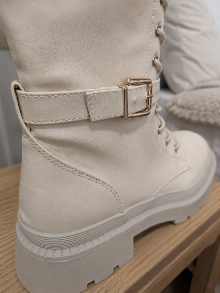 Botas Altas Merry Scott Beige Talla 40