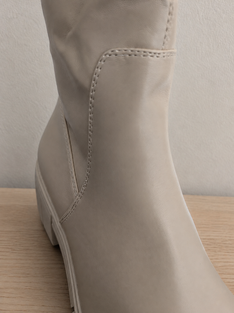 Botas Largar Merry Scott Beige Charol Talla 41