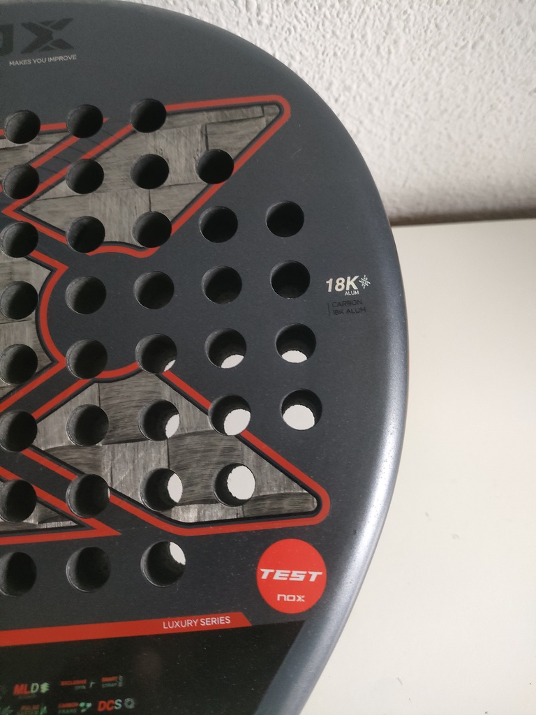 Pala Nox Agustin Tapia AT10 Genius 18K Alum 2025