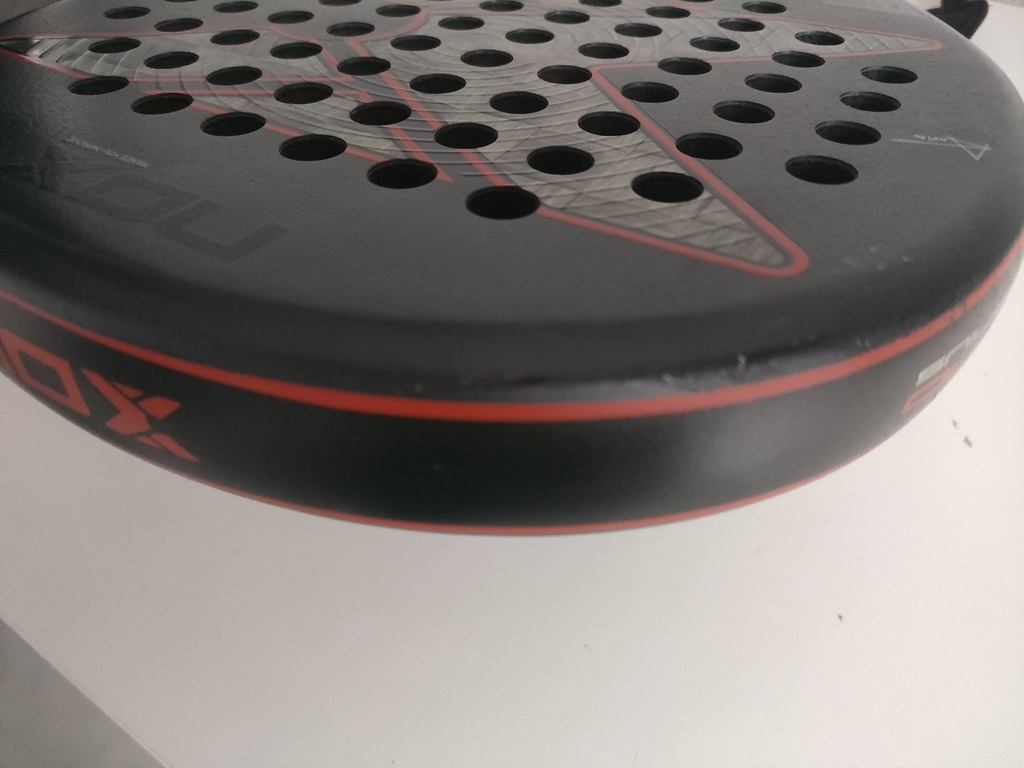 Pala Nox Agustin Tapia AT10 Genius 18K Alum 2025