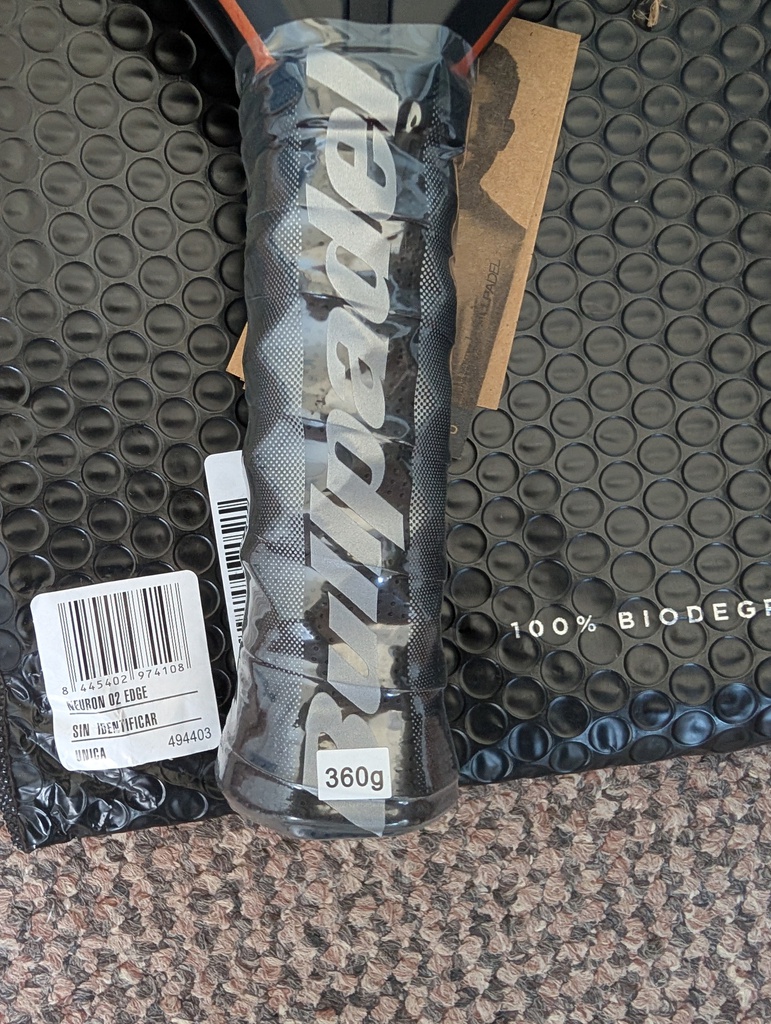 Pala Bullpadel Chingotto Neuron 02 Edge 2026